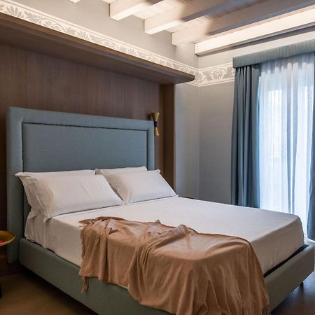 Palazzo De Gregorio Apartments Palermo Bagian luar foto