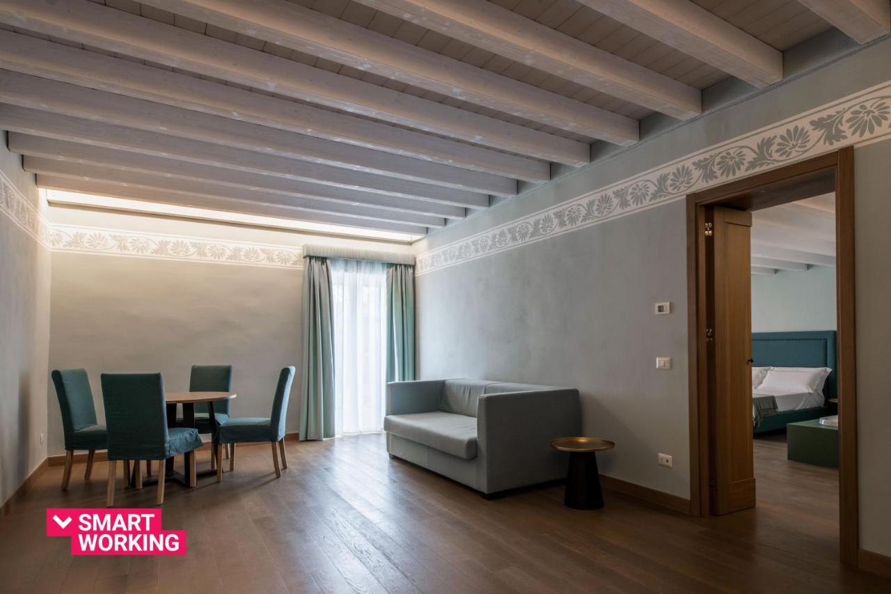 Palazzo De Gregorio Apartments Palermo Bagian luar foto