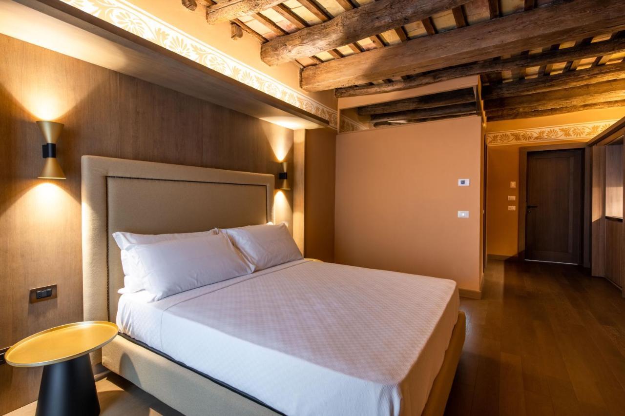 Palazzo De Gregorio Apartments Palermo Bagian luar foto