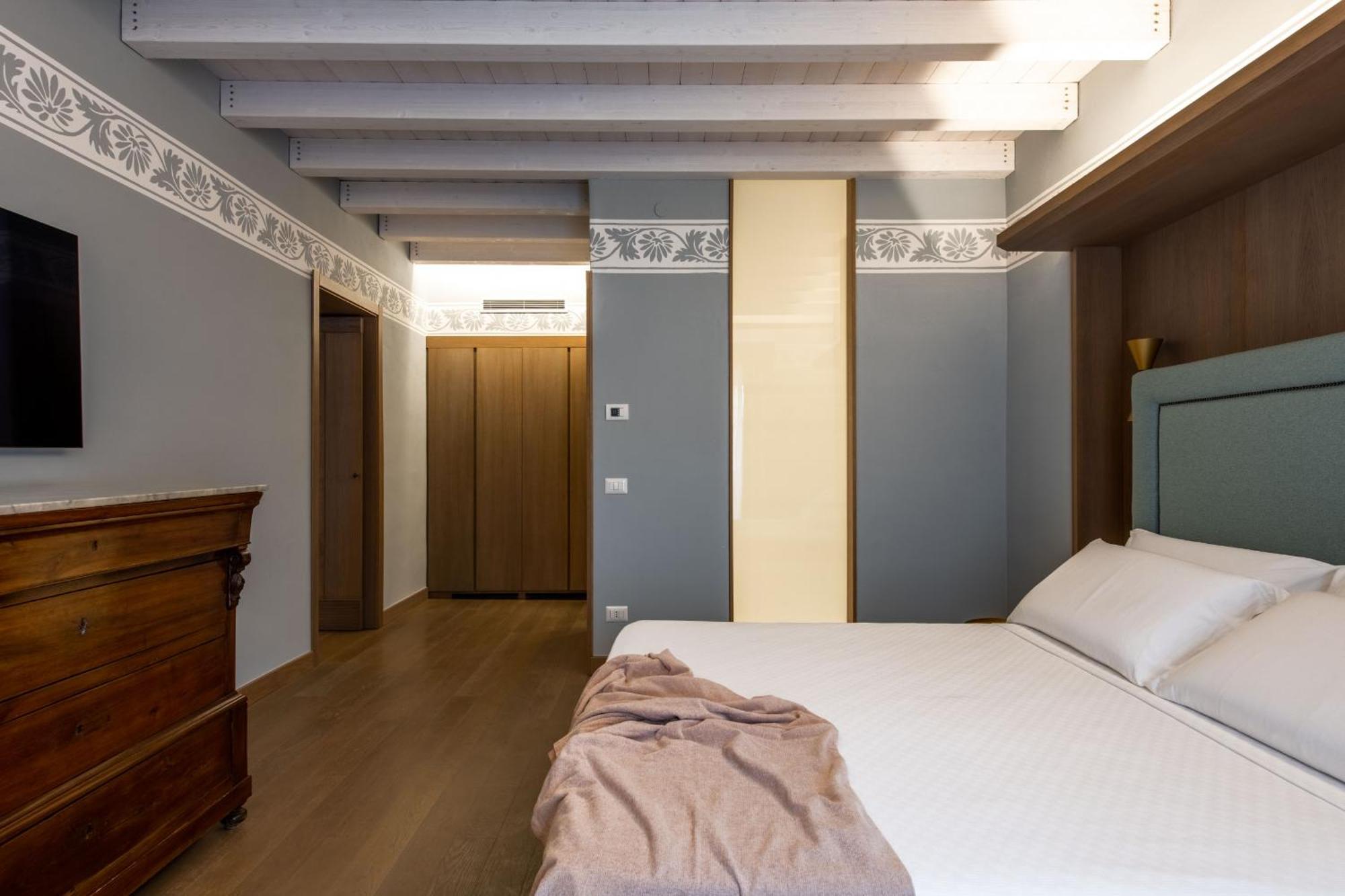 Palazzo De Gregorio Apartments Palermo Bagian luar foto